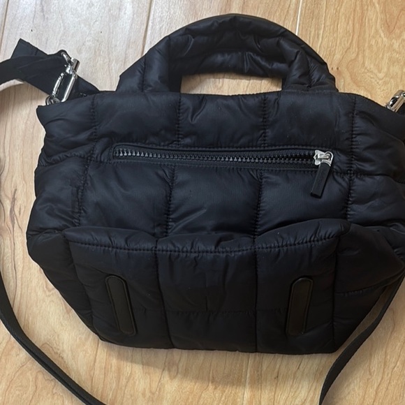 Lululemon Quilted Grid Tote Bag Mini 5L - Picture 7 of 10